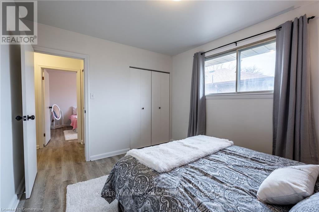 15 Nelligan Place, Hamilton, Ontario  L8K 4X6 - Photo 17 - X12190434