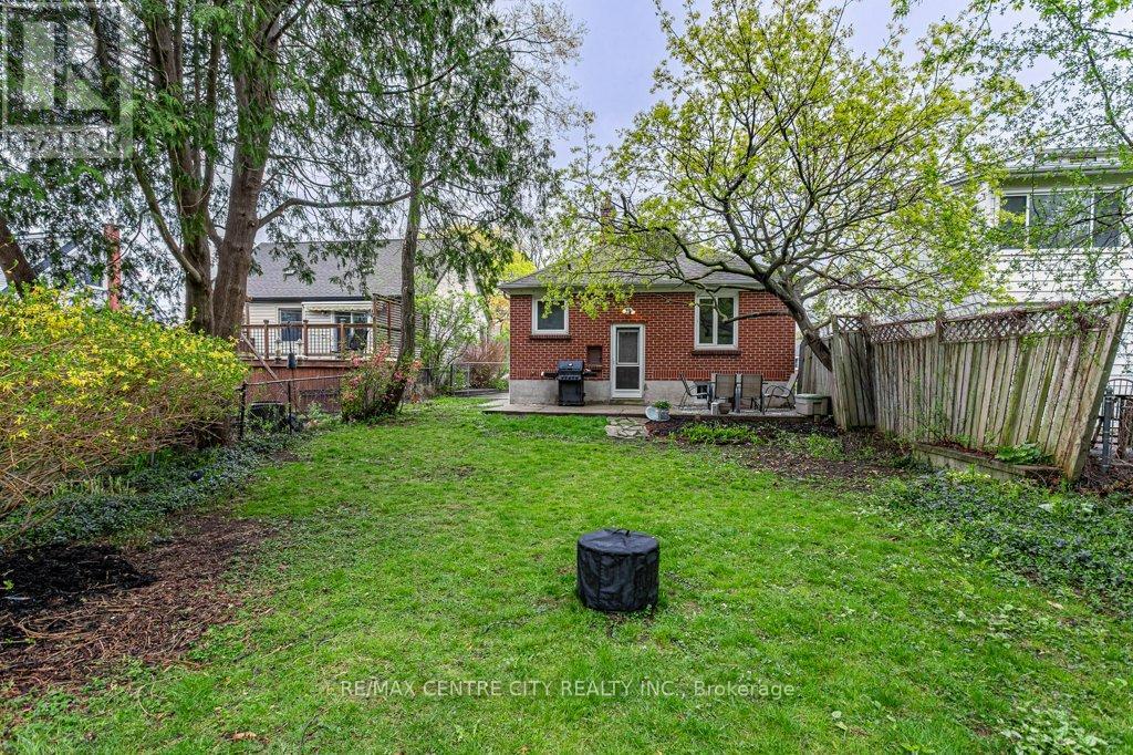 627 Wallace Street, London East, Ontario  N5Y 3R8 - Photo 25 - X12213607