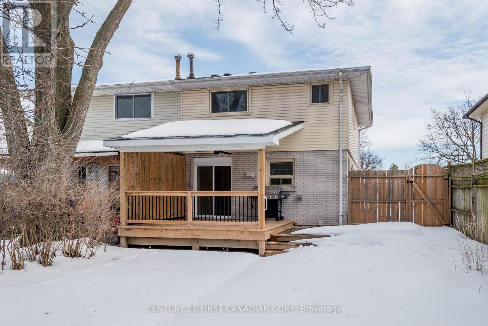 Photo 7 of 45 for 111 Woodrow Crescent
