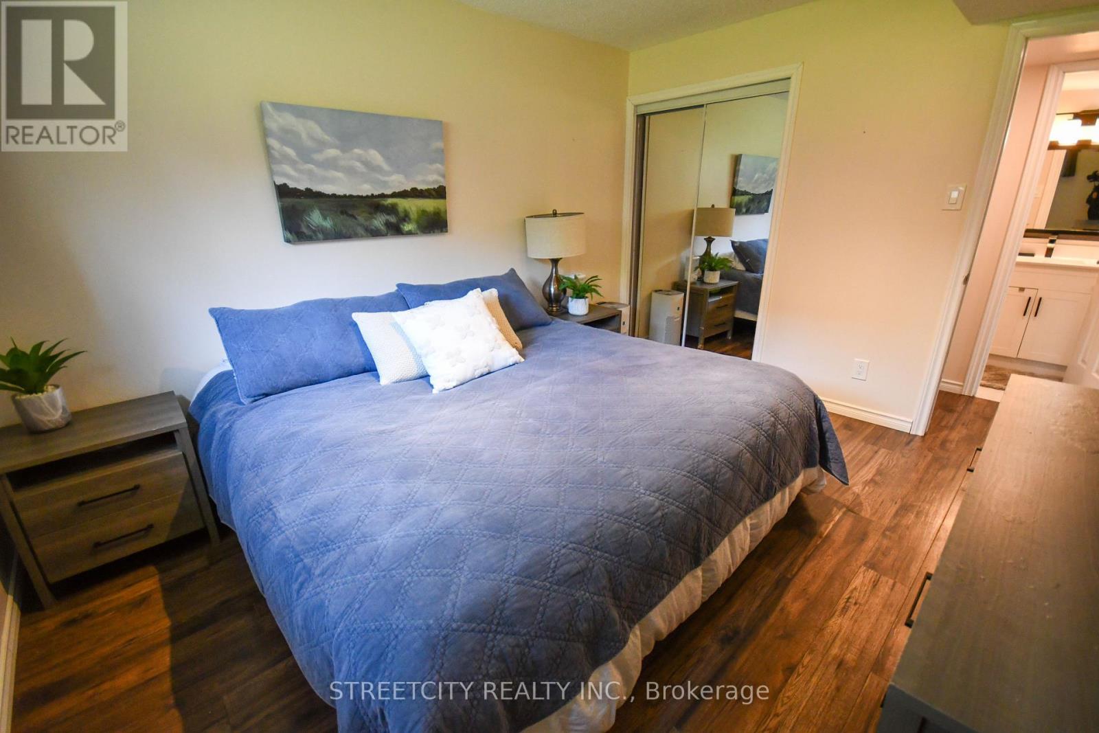 Photo 35 of 49 for 295 Walmer Grove