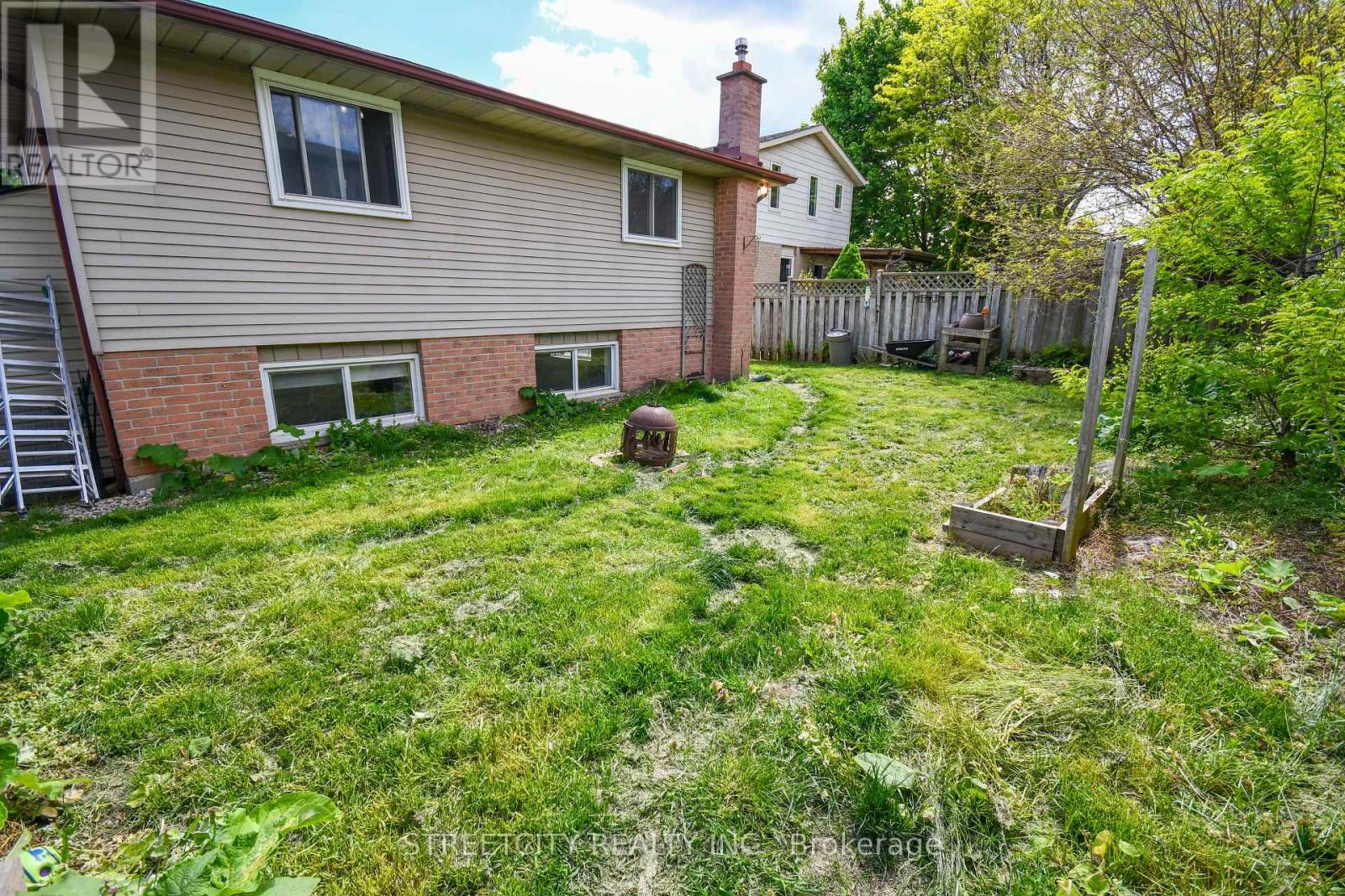Photo 41 of 49 for 295 Walmer Grove