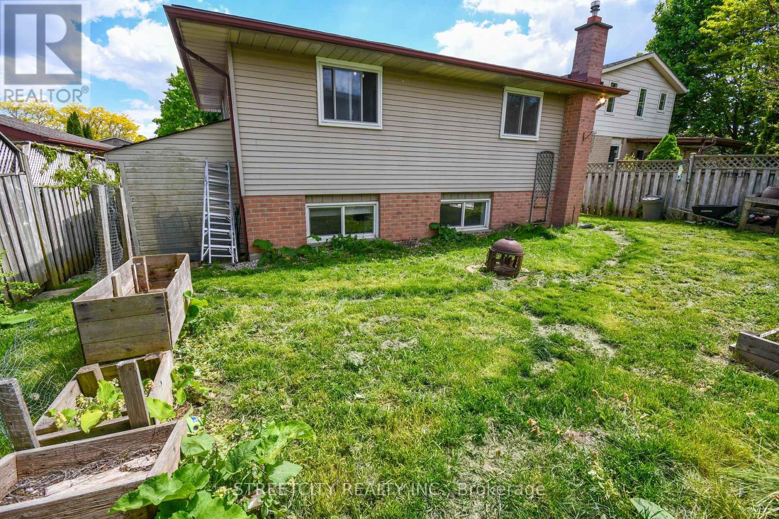 Photo 42 of 49 for 295 Walmer Grove