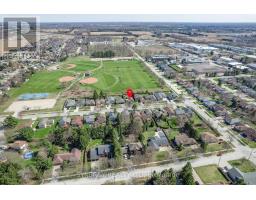 16 PARKVIEW DRIVE, Strathroy-Caradoc, Ontario