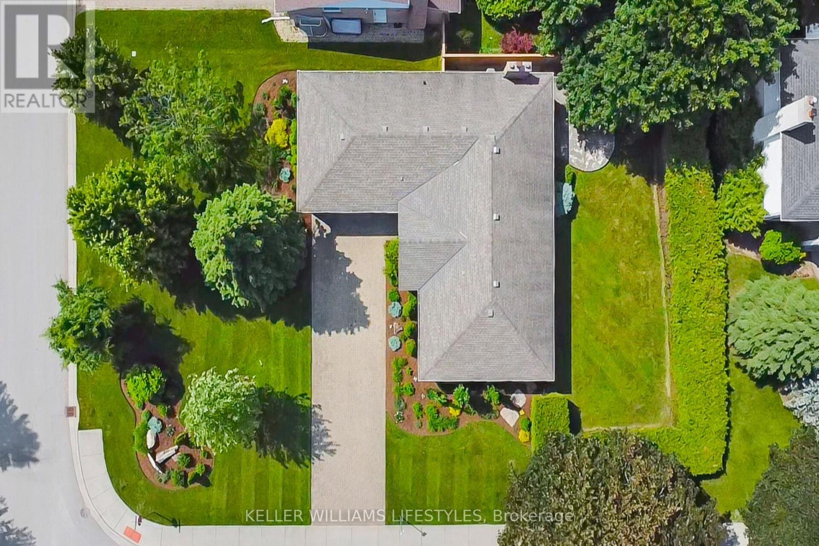 Photo 4 of 47 for 61 Shavian Boulevard