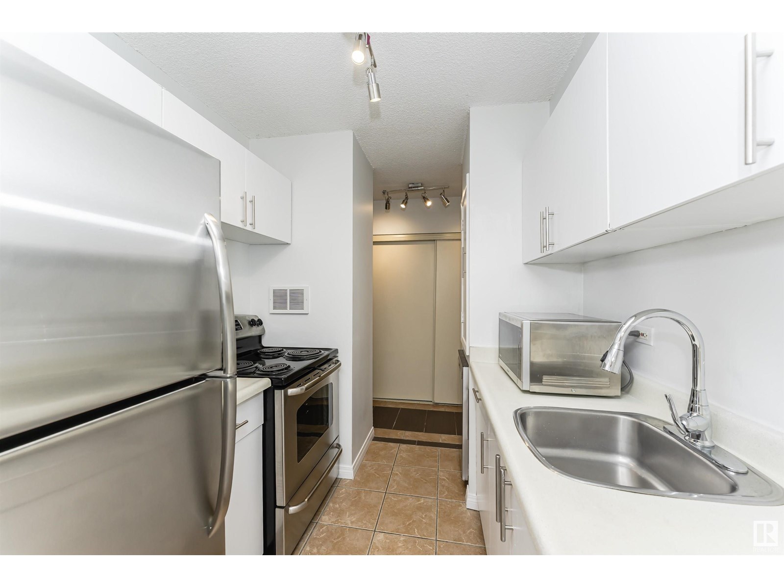 #1609 10140 120 St Nw, Edmonton, Alberta  T5X 1Z8 - Photo 18 - E4441907