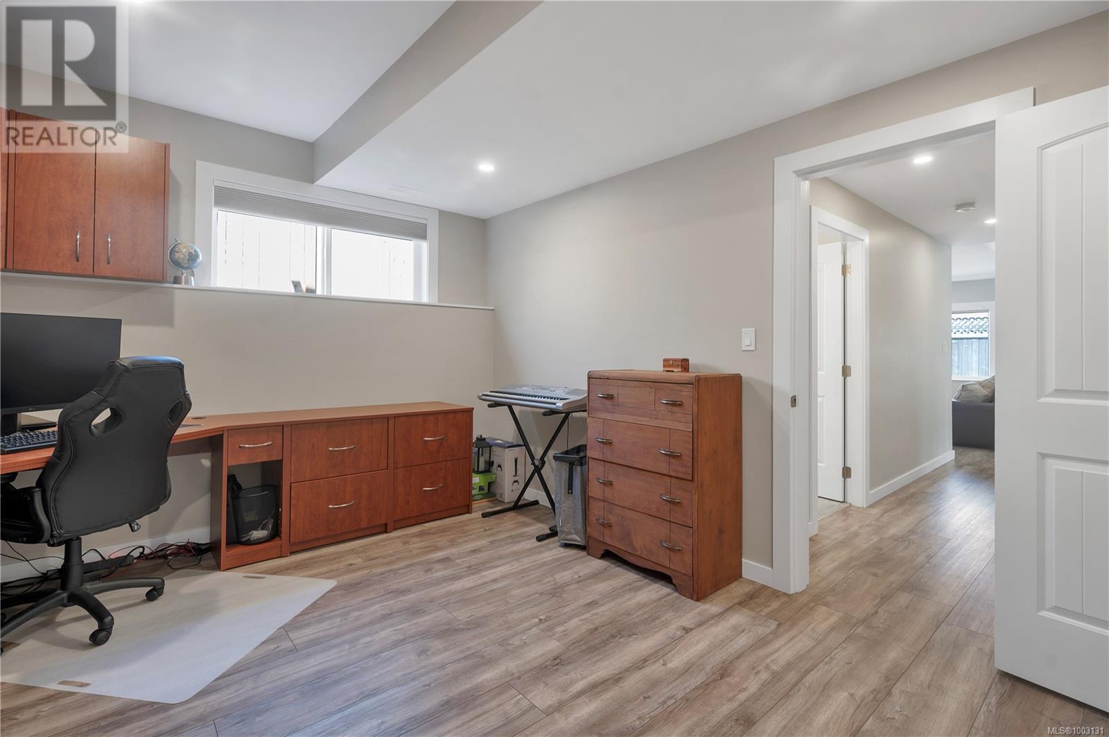 3268 Sixth St, Cumberland, British Columbia  V0R 1S0 - Photo 26 - 1003131