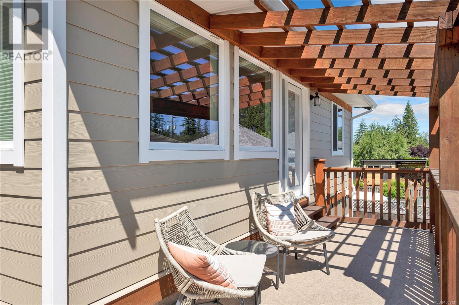 3268 Sixth St, Cumberland, British Columbia  V0R 1S0 - Photo 30 - 1003131