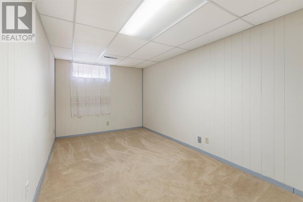 816 Matador Crescent Ne, Calgary, Alberta  T2E 5Z5 - Photo 37 - A2227649