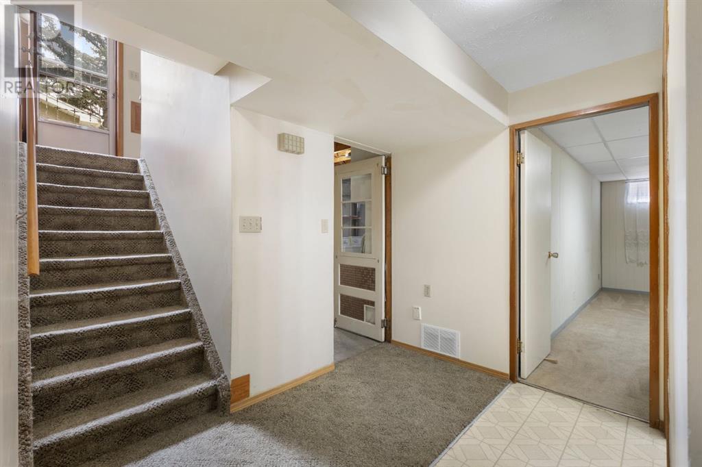 816 Matador Crescent Ne, Calgary, Alberta  T2E 5Z5 - Photo 30 - A2227649