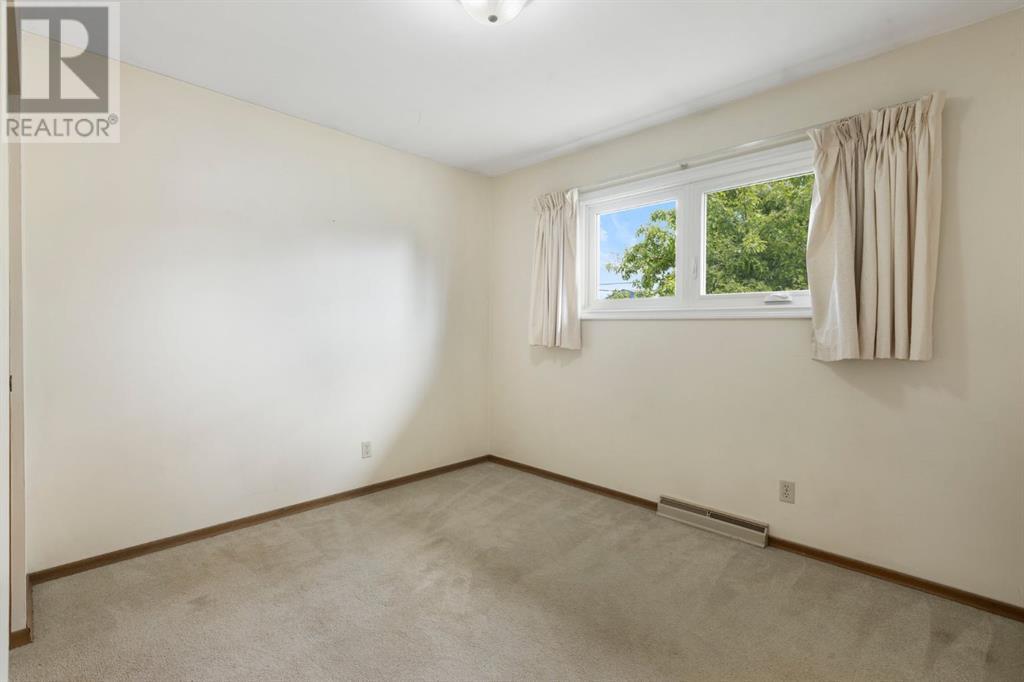 816 Matador Crescent Ne, Calgary, Alberta  T2E 5Z5 - Photo 23 - A2227649