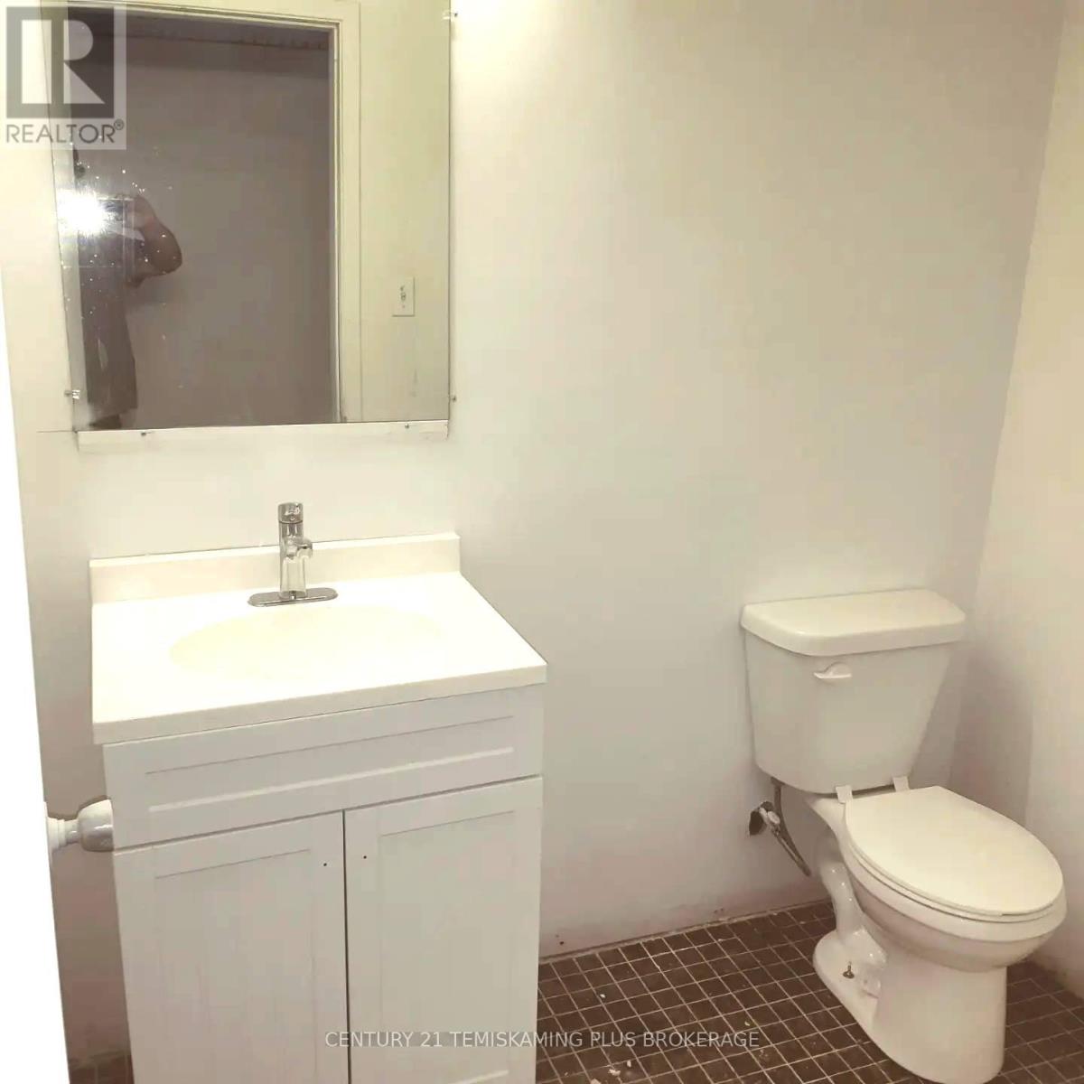 0 - 1a Duncan Avenue N, Kirkland Lake, Ontario P2N 3N8 - Photo 4 - T12215603