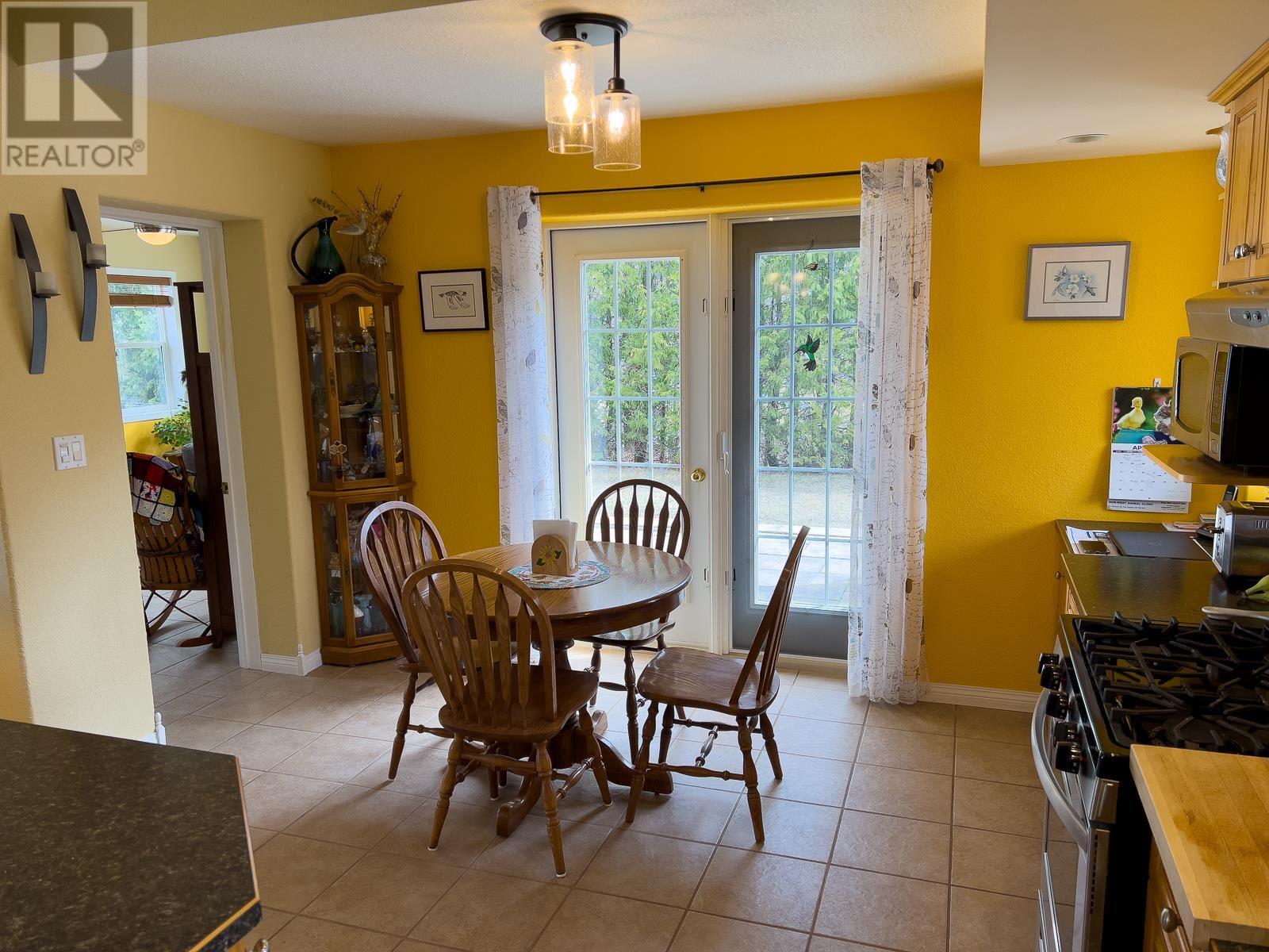 31a Perwood Drive W, Morson, Ontario  P0W 1J0 - Photo 18 - TB240991