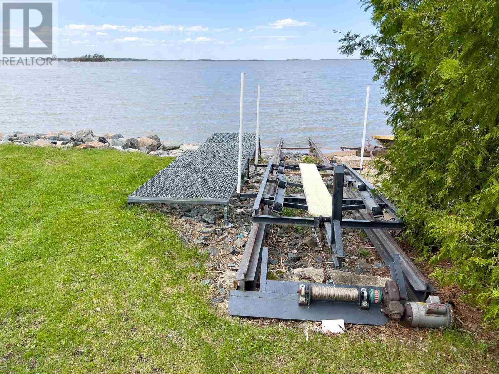 31a Perwood Drive W, Morson, Ontario  P0W 1J0 - Photo 37 - TB240991