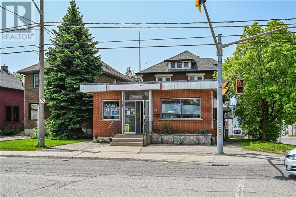 967 King Street E, Kitchener, Ontario  N2G 2N1 - Photo 1 - 40740413
