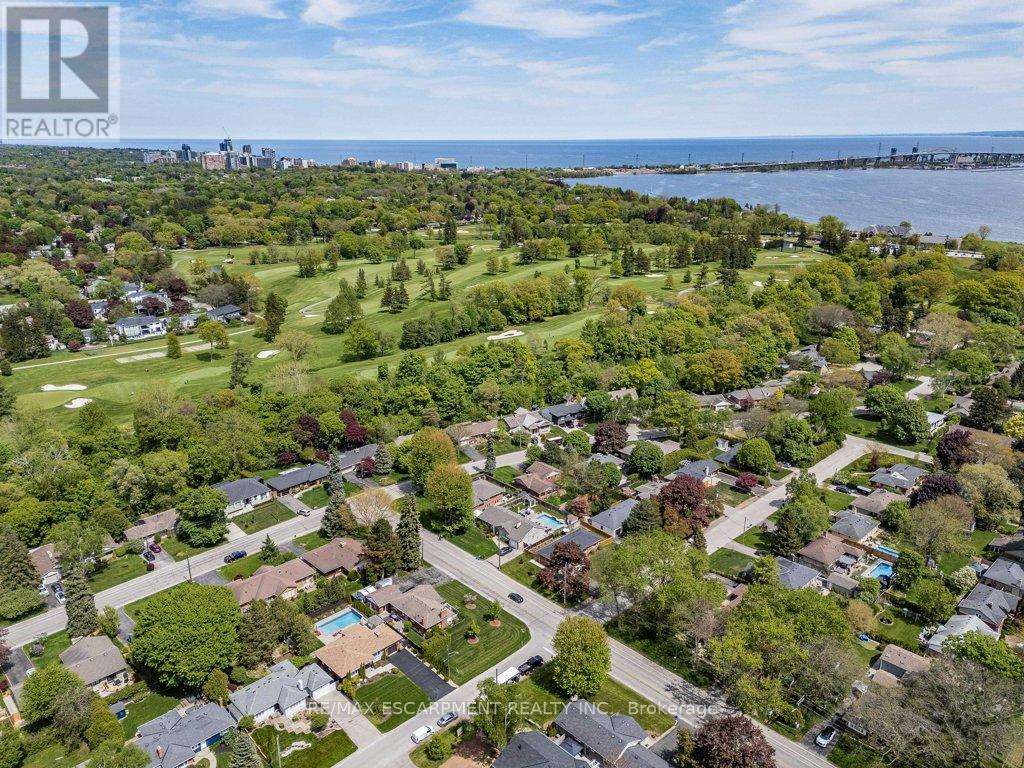 877 Condor Drive, Burlington (Lasalle), Ontario  L7T 3A8 - Photo 48 - W12213016