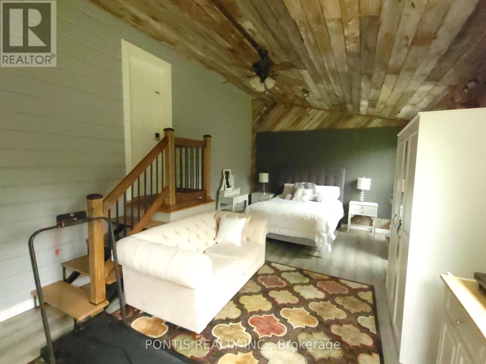 4880 County 90 Road, Springwater, Ontario  L4M 4S4 - Photo 21 - S12188720