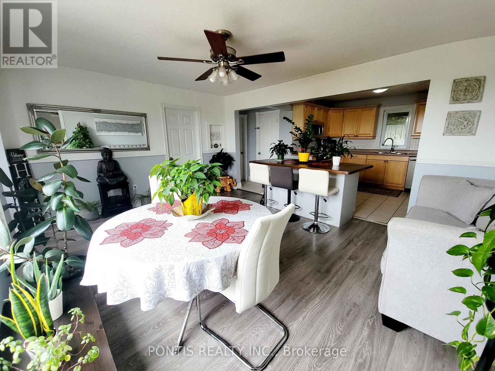 4880 County 90 Road, Springwater, Ontario  L4M 4S4 - Photo 6 - S12188720