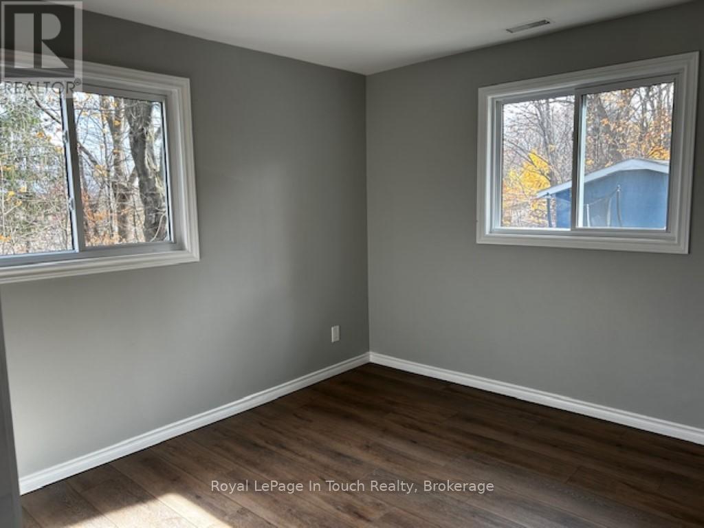 687 Montreal Street, Midland, Ontario  L4R 1G5 - Photo 11 - S12215564