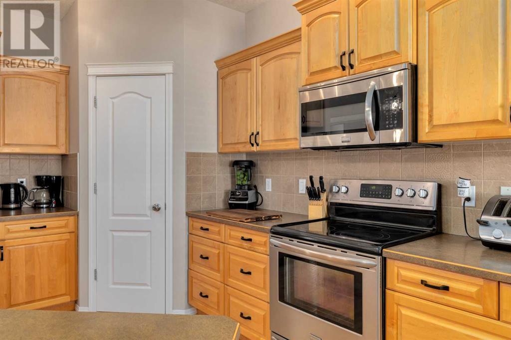151 West Springs Road Sw, Calgary, Alberta  T3H 4P6 - Photo 5 - A2214867