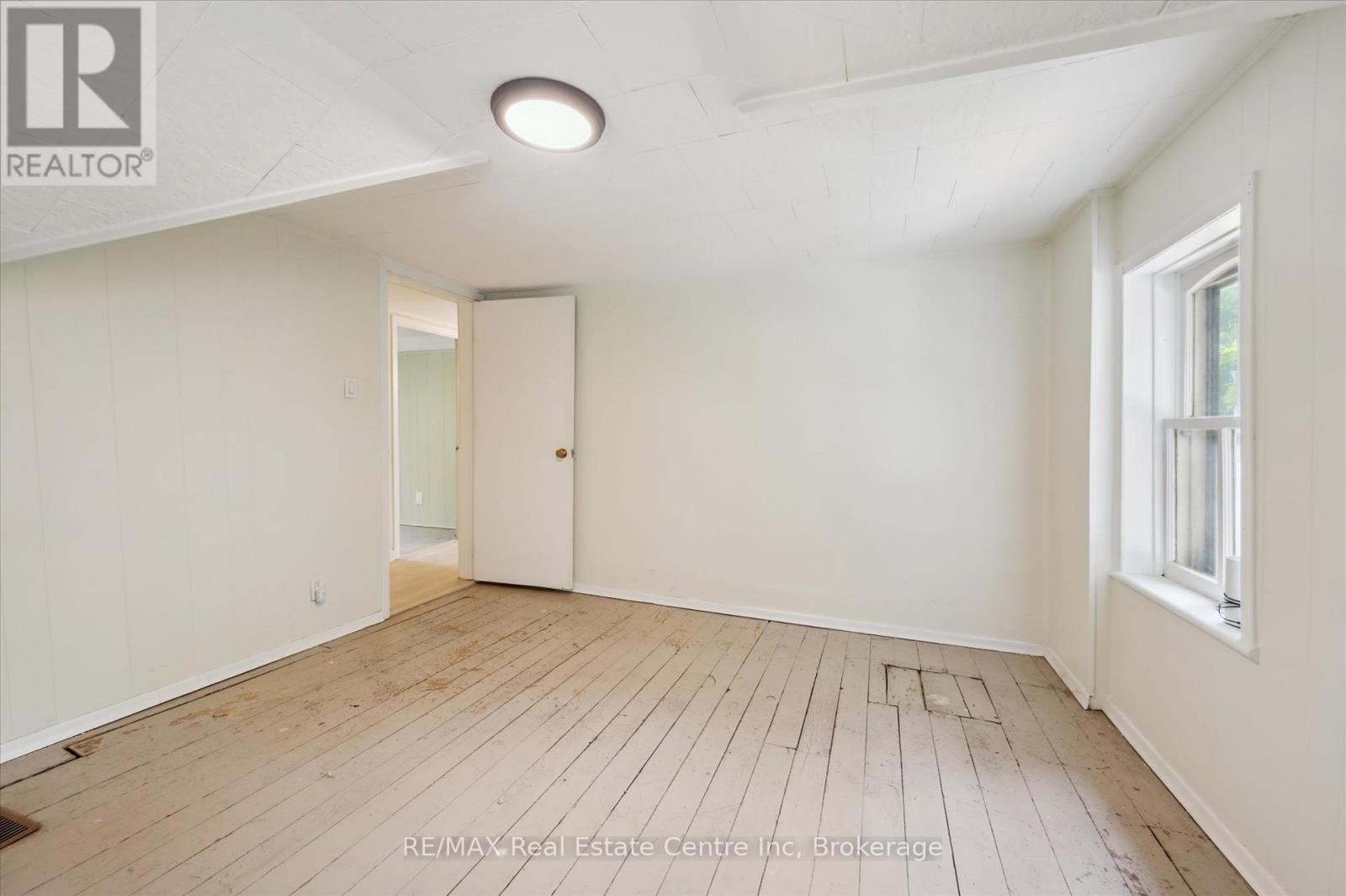 46 Wellington Road 19 Road, Centre Wellington, Ontario  N0B 1J0 - Photo 19 - X12215442