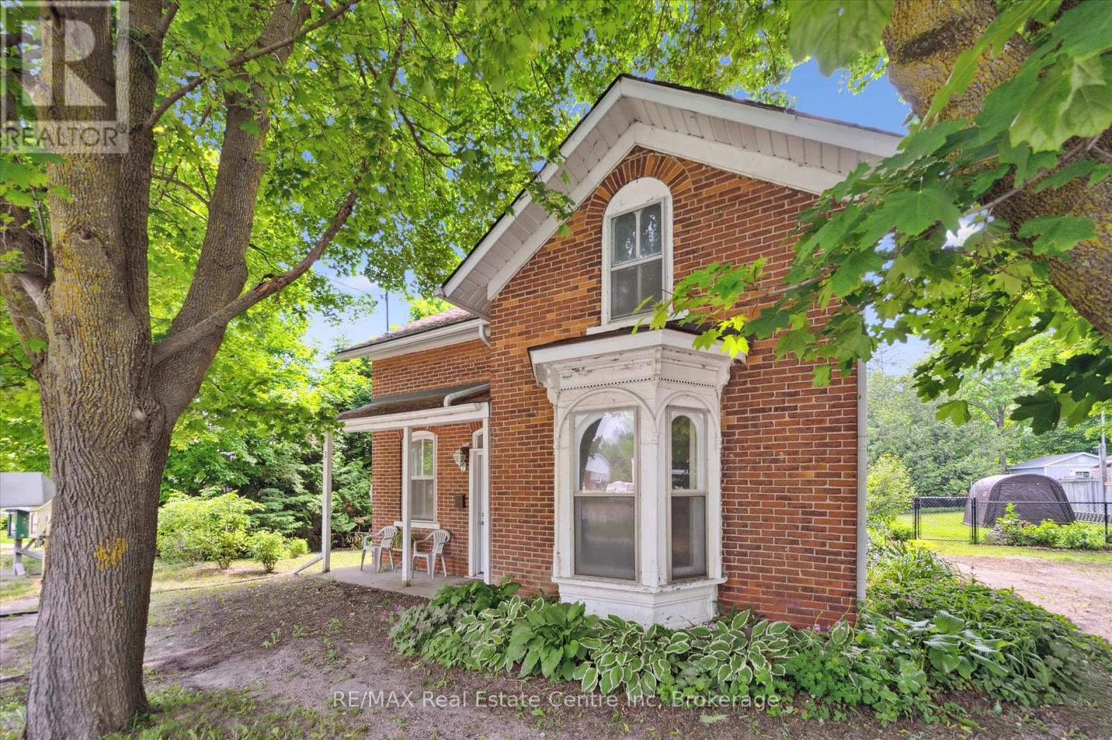 46 Wellington Road 19 Road, Centre Wellington, Ontario  N0B 1J0 - Photo 4 - X12215442