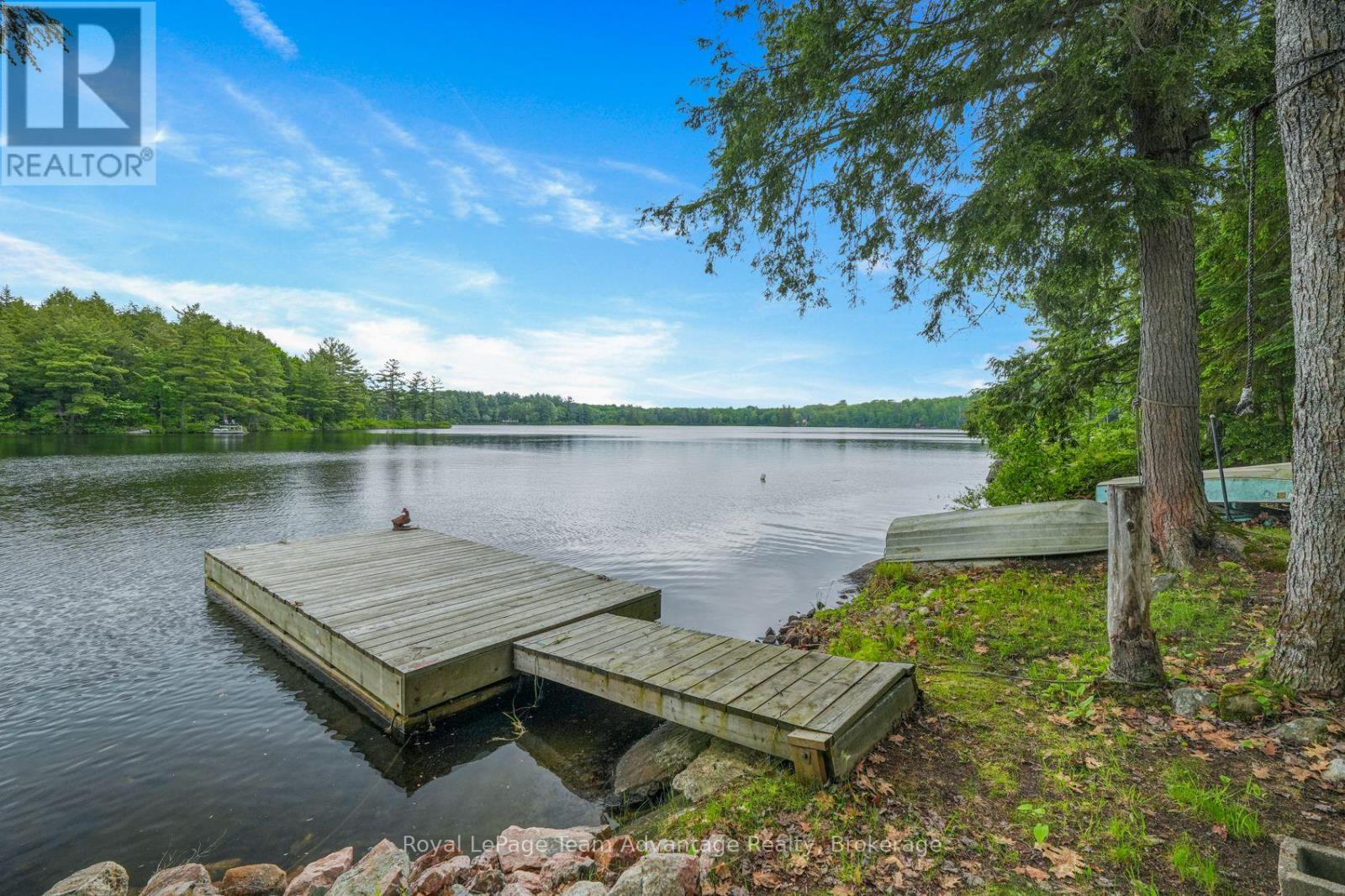 8 Waterside Drive, Seguin, Ontario  P2A 0B6 - Photo 2 - X12215510