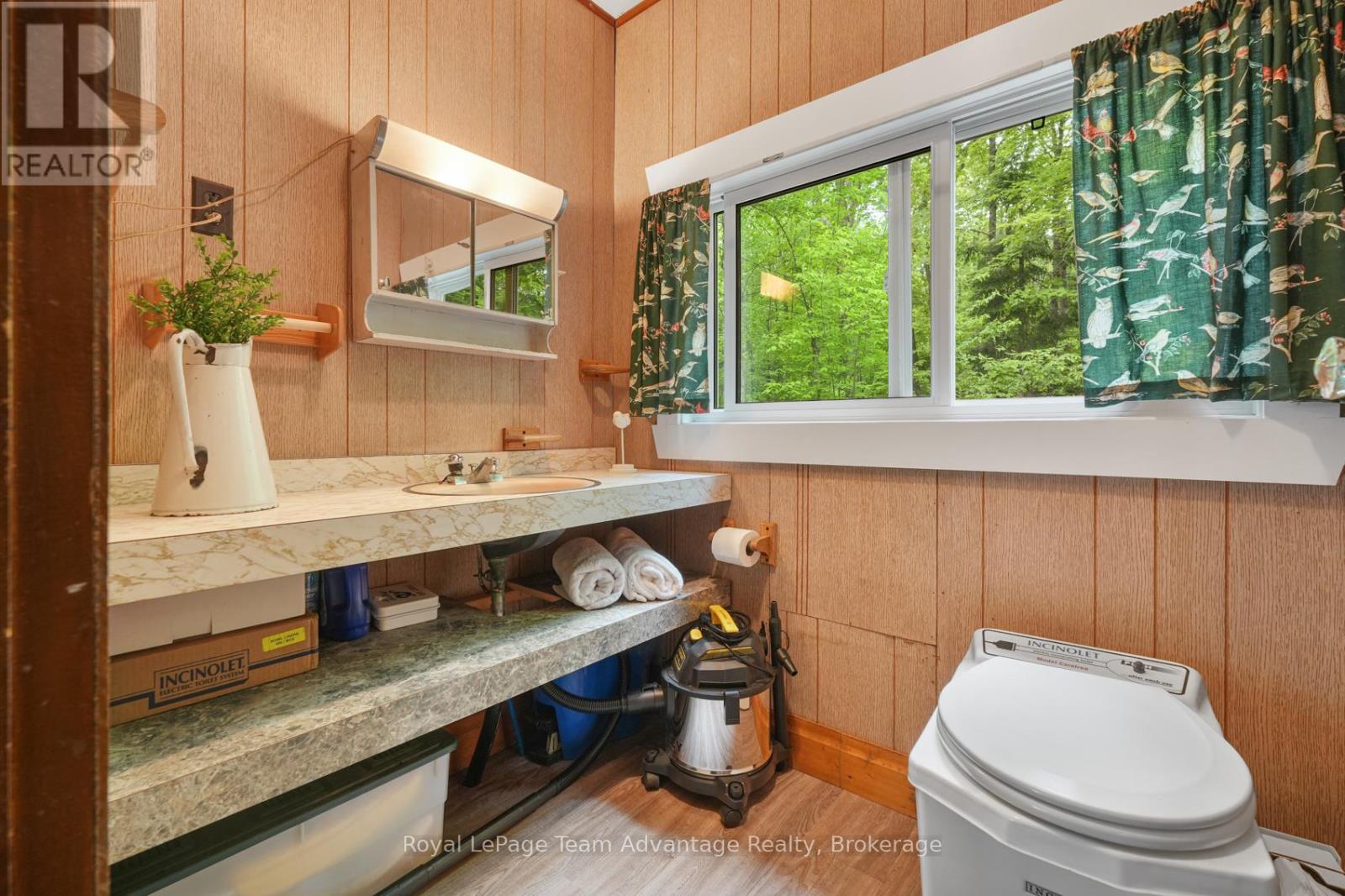 8 Waterside Drive, Seguin, Ontario  P2A 0B6 - Photo 26 - X12215510