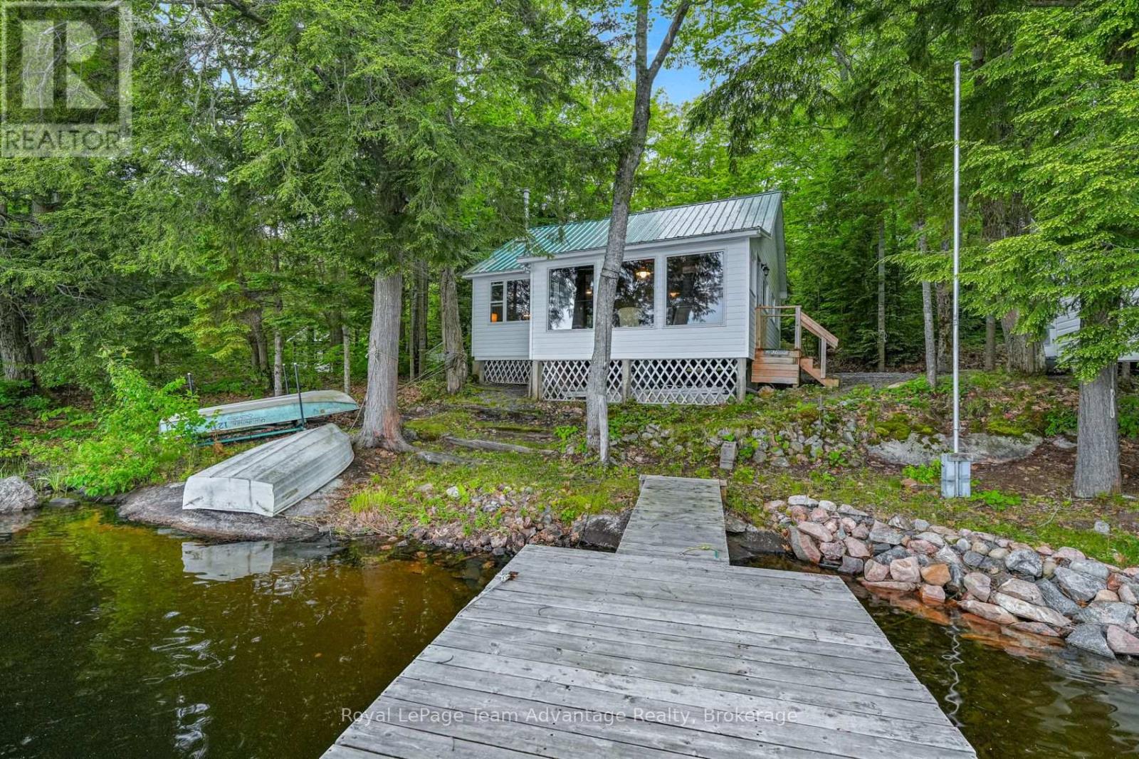 8 Waterside Drive, Seguin, Ontario  P2A 0B6 - Photo 8 - X12215510