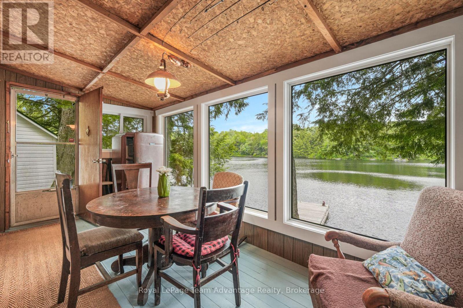 8 Waterside Drive, Seguin, Ontario  P2A 0B6 - Photo 9 - X12215510