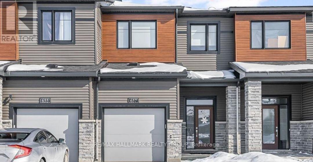 657 HAMSA STREET, Ottawa, Ontario