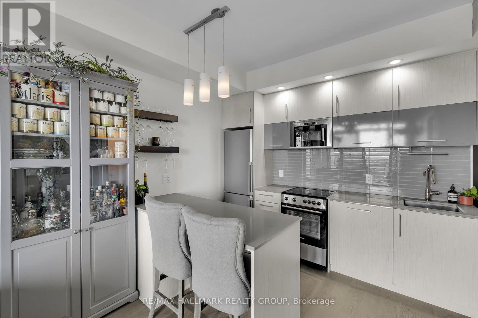 1311 - 255 Bay Street, Ottawa, Ontario  K1R 0C5 - Photo 10 - X12215502