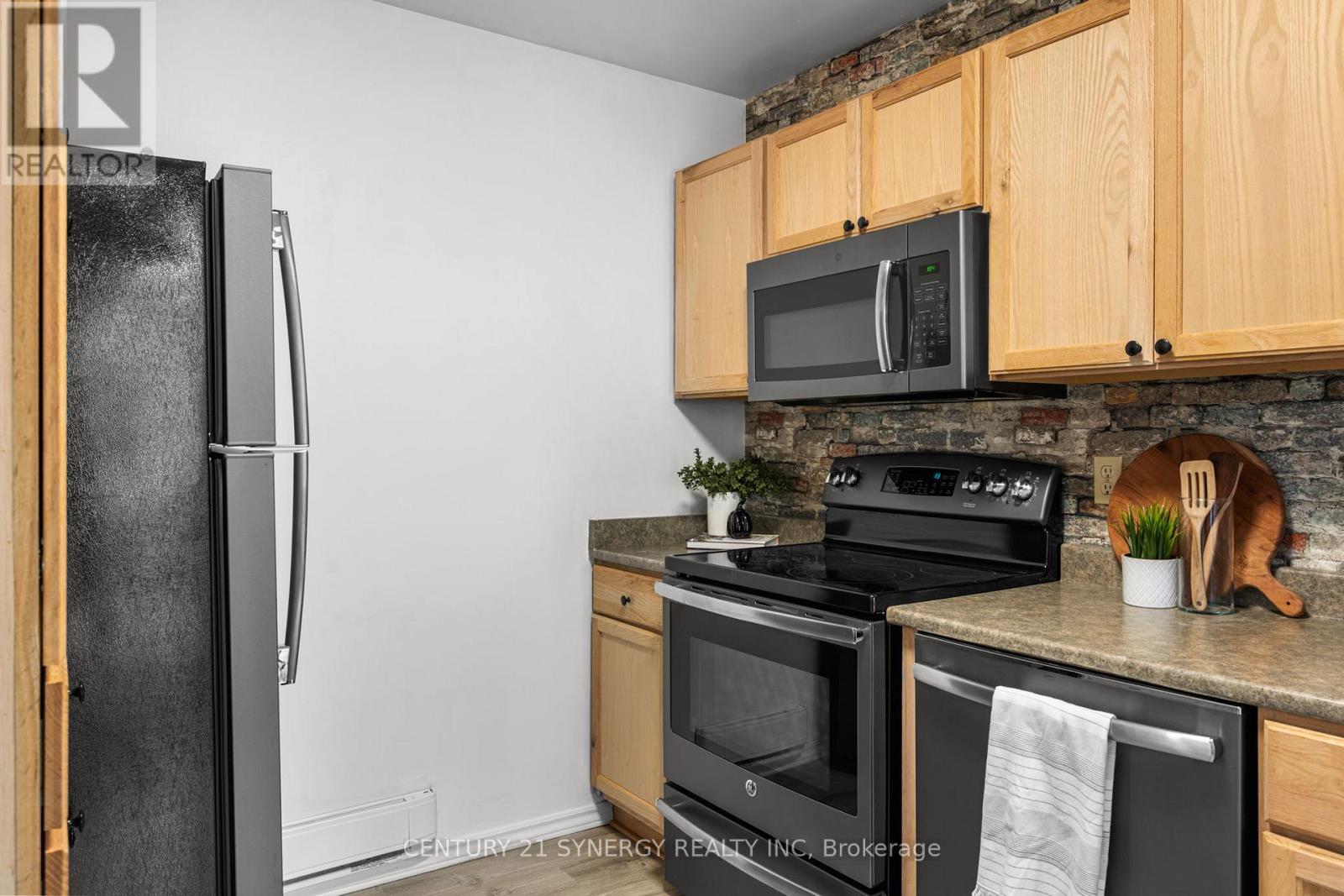 8 - 400 Fenerty Court, Ottawa, Ontario  K2L 3A9 - Photo 22 - X12215600