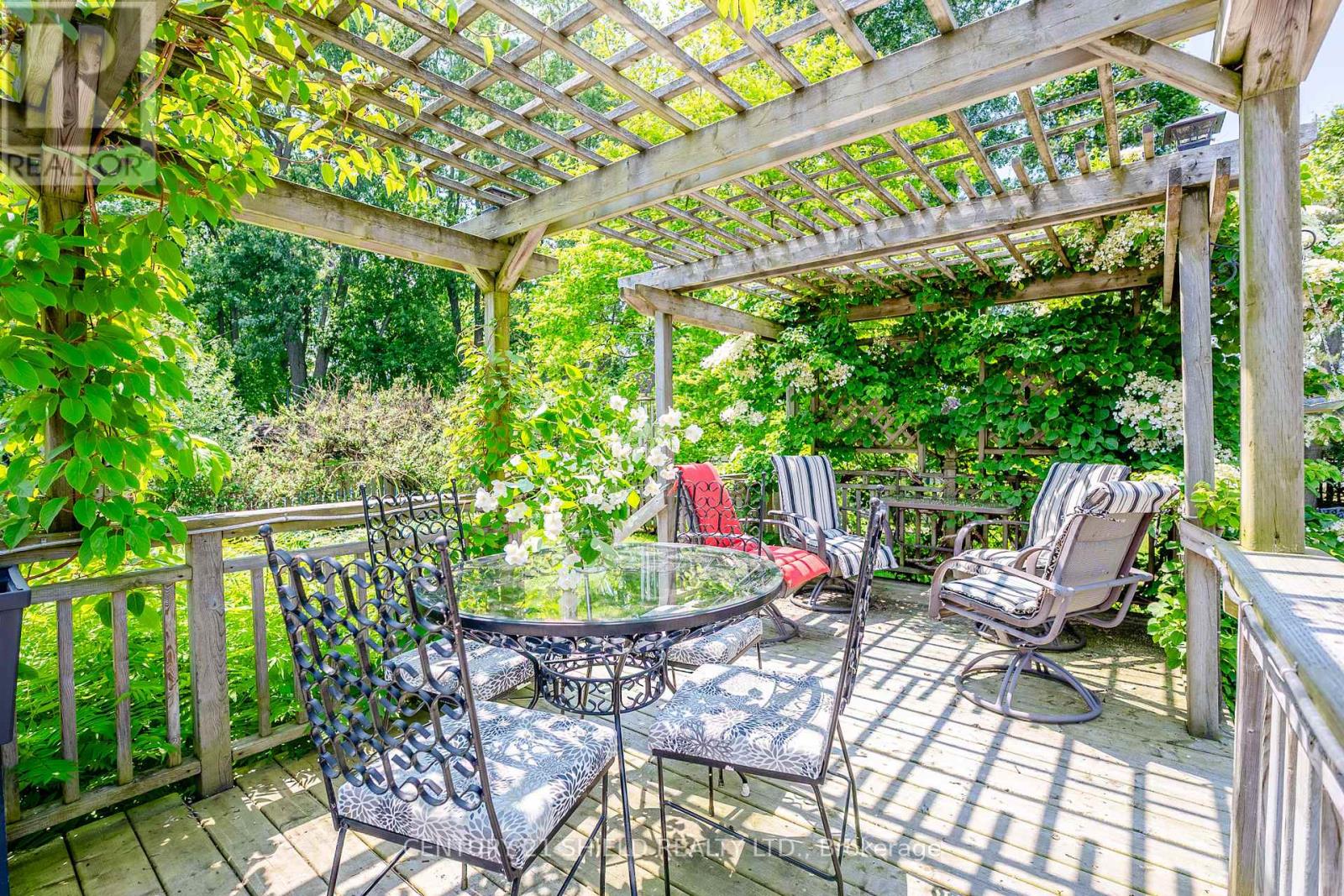 330 Sydney Street, Cornwall, Ontario  K6H 3H6 - Photo 13 - X12215432