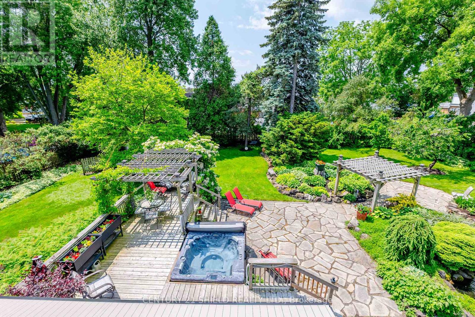 330 Sydney Street, Cornwall, Ontario  K6H 3H6 - Photo 28 - X12215432