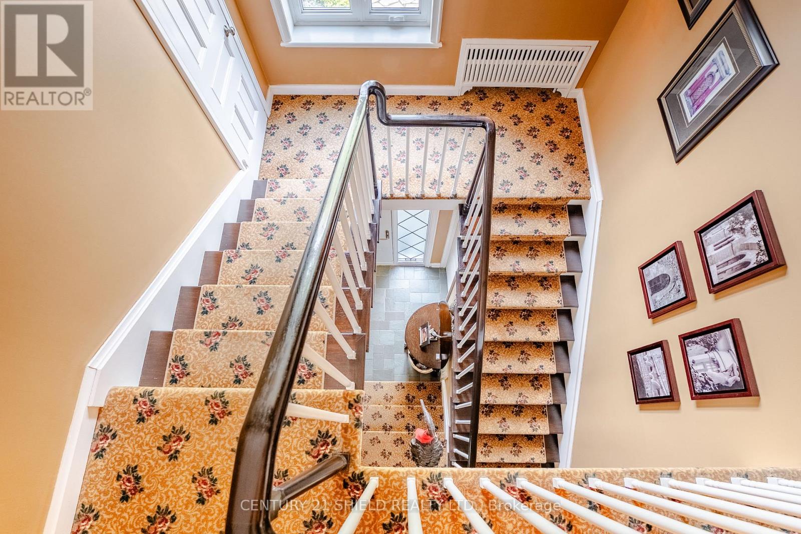 330 Sydney Street, Cornwall, Ontario  K6H 3H6 - Photo 33 - X12215432