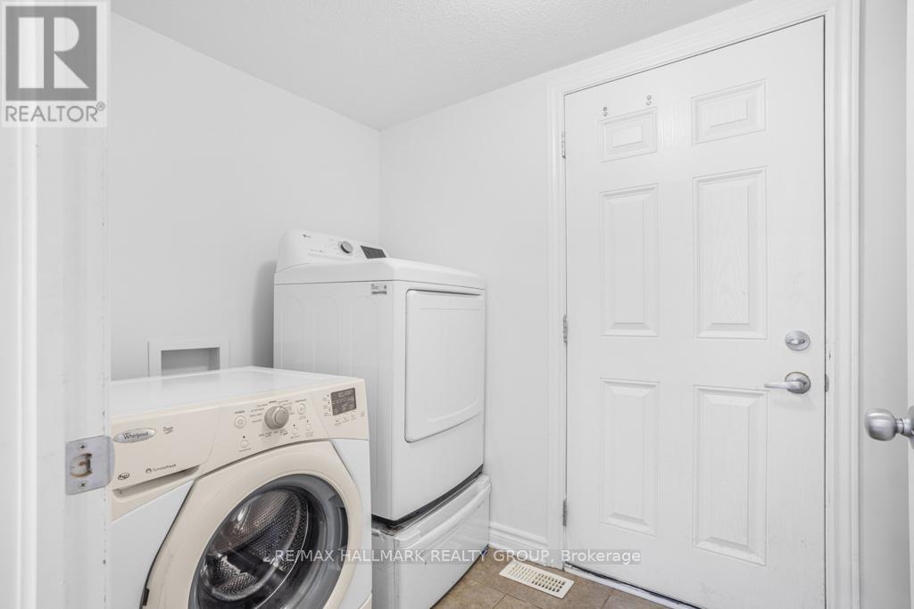 347 Mirabeau Terrace, Ottawa, Ontario  K4A 0R4 - Photo 24 - X12215644