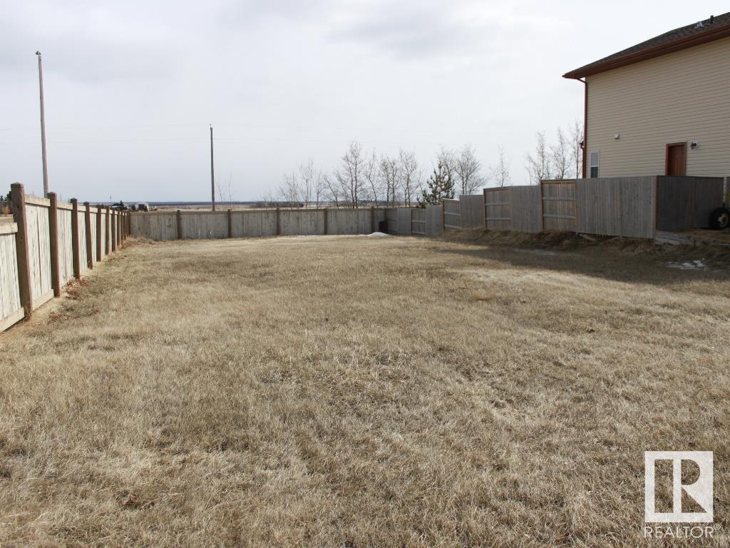 1 Beaverhill View CR, Tofield, Alberta