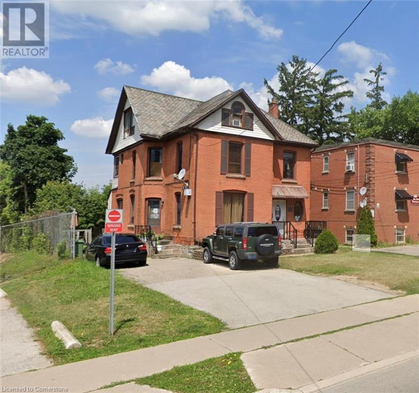 11 LAKE AVENUE Drive, Stoney Creek, Ontario