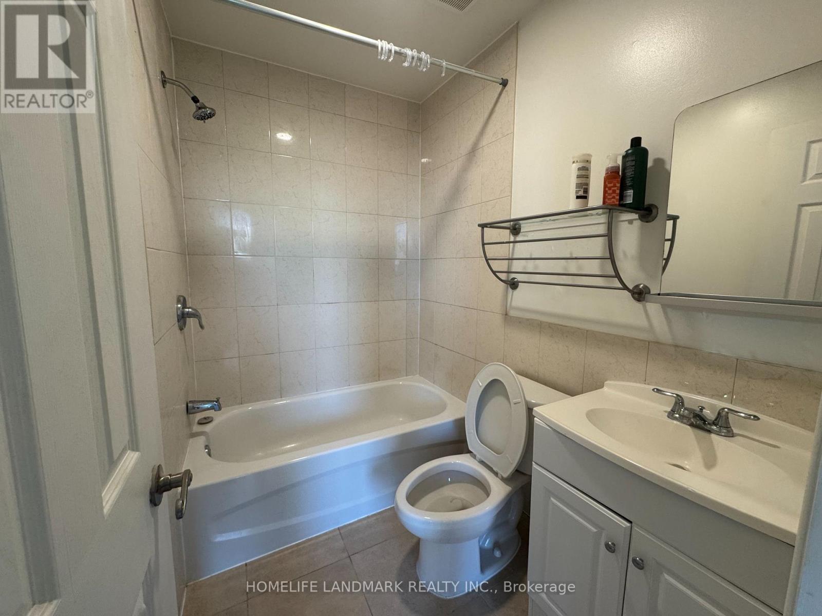 301 - 440 Spadina Avenue, Toronto, Ontario  M5T 2G8 - Photo 5 - C12215357