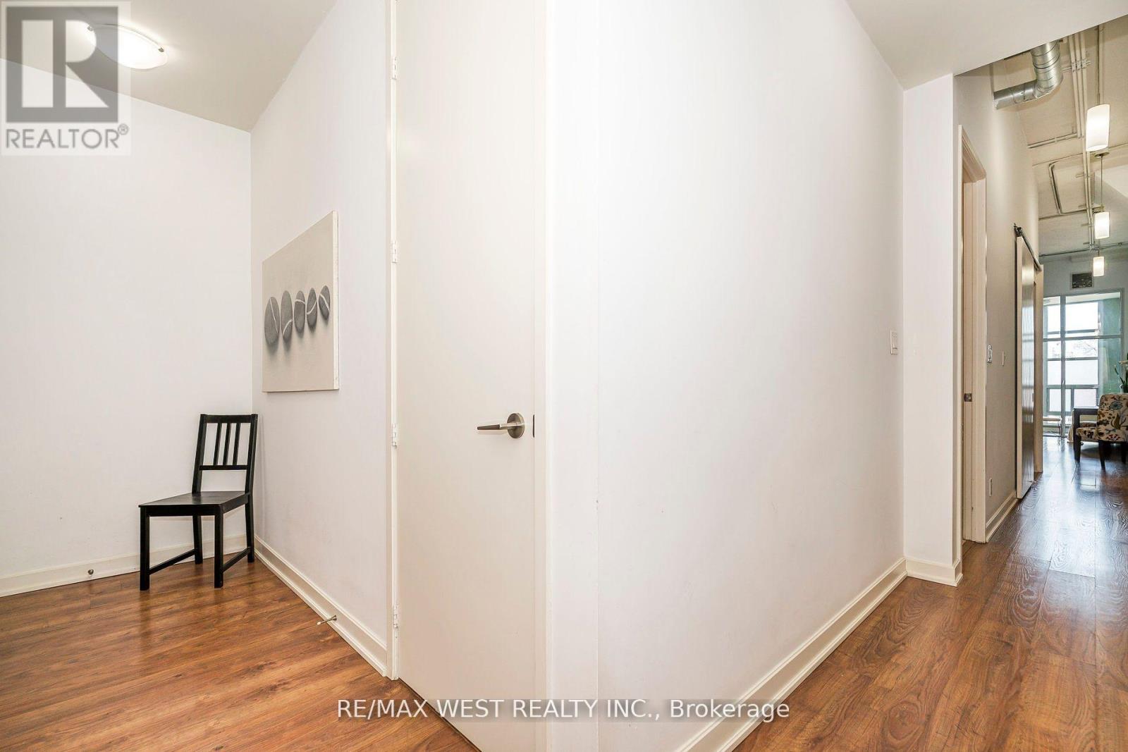 333 - 380 Macpherson Avenue, Toronto, Ontario  M4V 3E3 - Photo 12 - C12215411