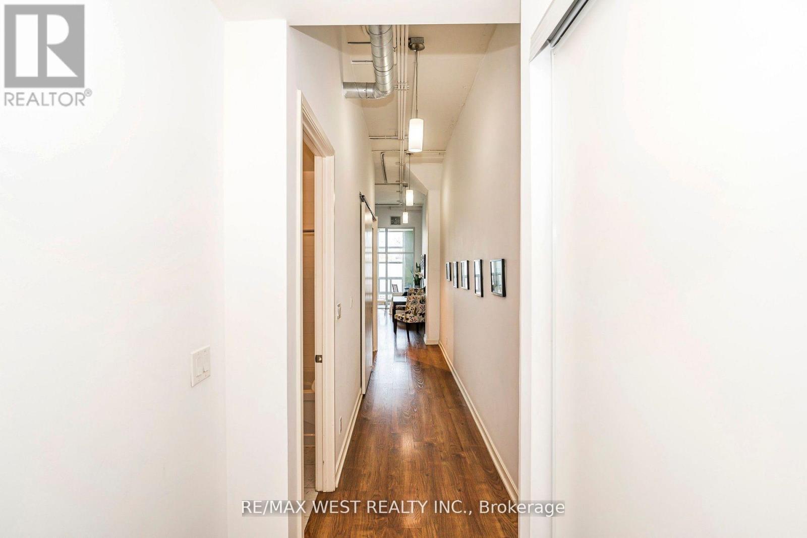 333 - 380 Macpherson Avenue, Toronto, Ontario  M4V 3E3 - Photo 14 - C12215411