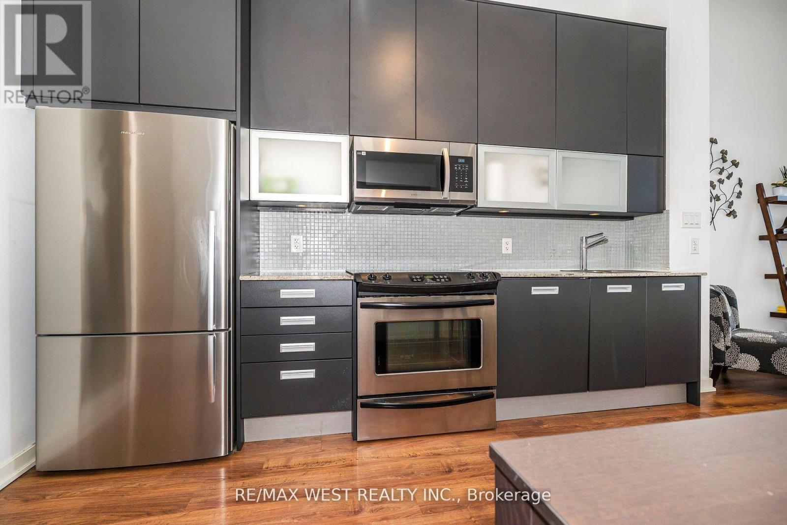 333 - 380 Macpherson Avenue, Toronto, Ontario  M4V 3E3 - Photo 22 - C12215411