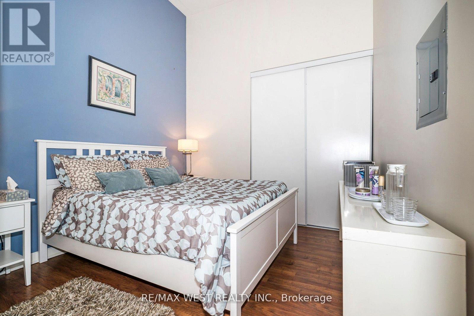 333 - 380 Macpherson Avenue, Toronto, Ontario  M4V 3E3 - Photo 33 - C12215411