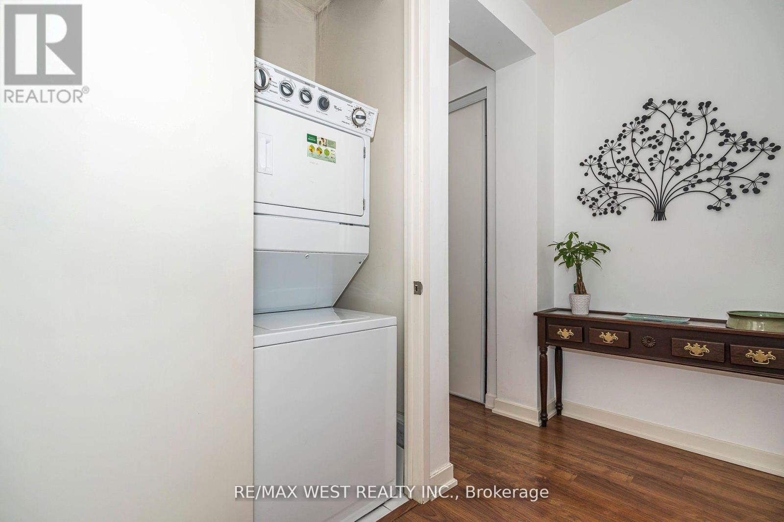 333 - 380 Macpherson Avenue, Toronto, Ontario  M4V 3E3 - Photo 37 - C12215411
