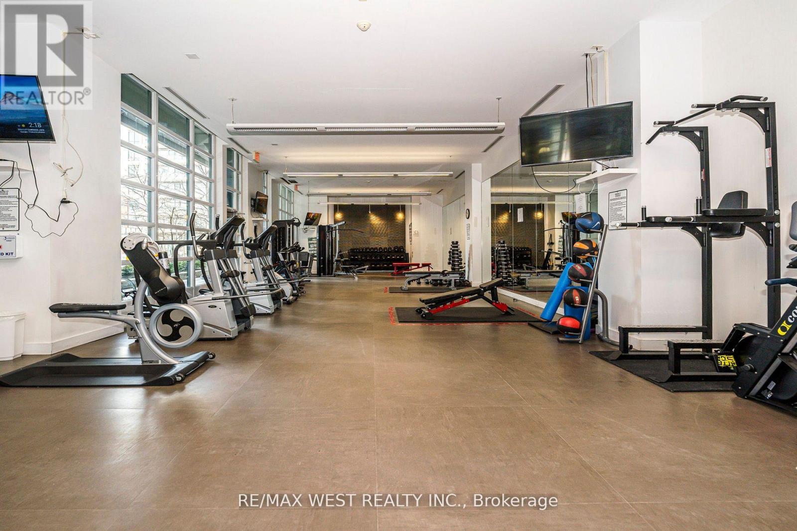 333 - 380 Macpherson Avenue, Toronto, Ontario  M4V 3E3 - Photo 38 - C12215411