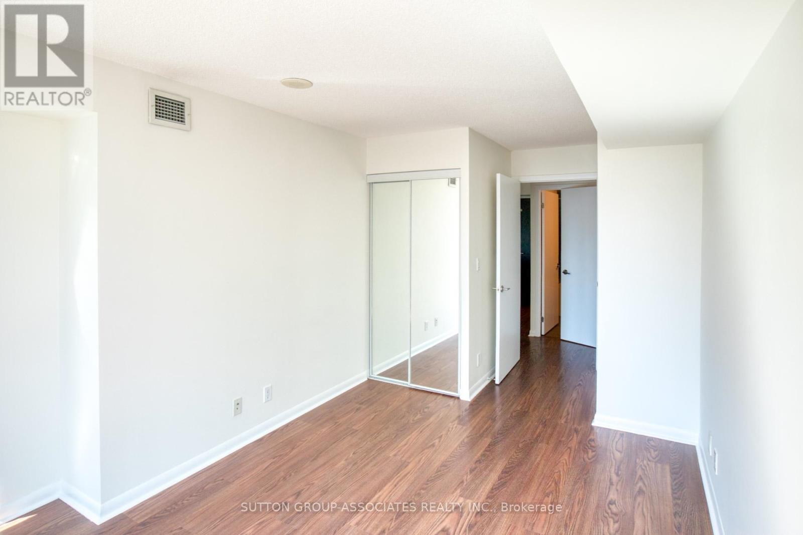 1208 - 96 St Patrick Street, Toronto, Ontario  M5T 1V2 - Photo 13 - C12215427