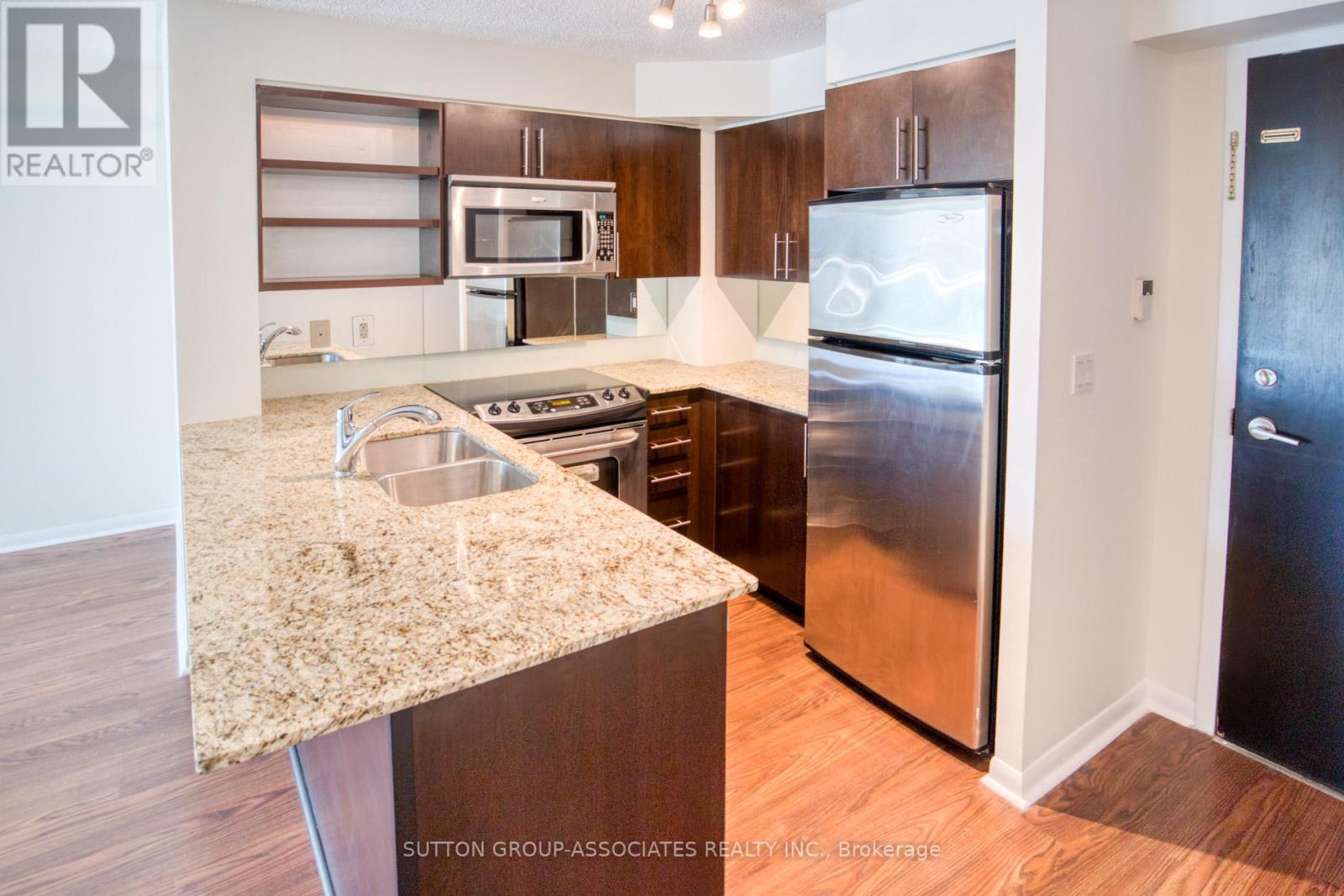 1208 - 96 St Patrick Street, Toronto, Ontario  M5T 1V2 - Photo 4 - C12215427