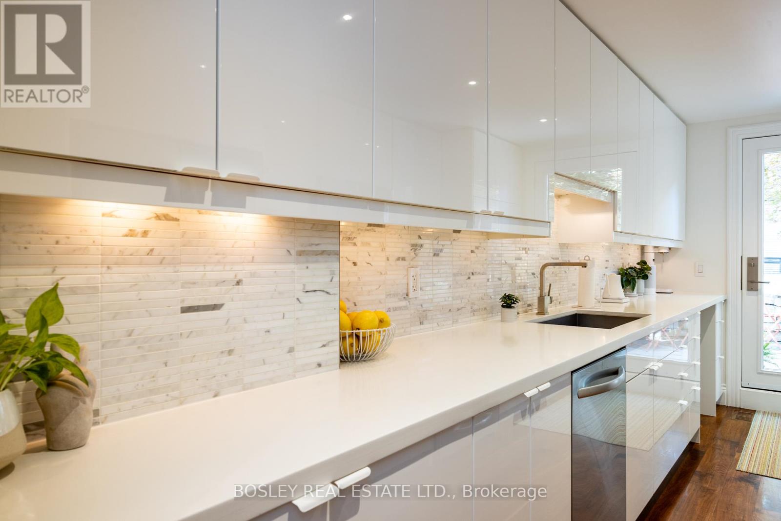 122 Spruce Street E, Toronto, Ontario  M5A 2J5 - Photo 13 - C12215484