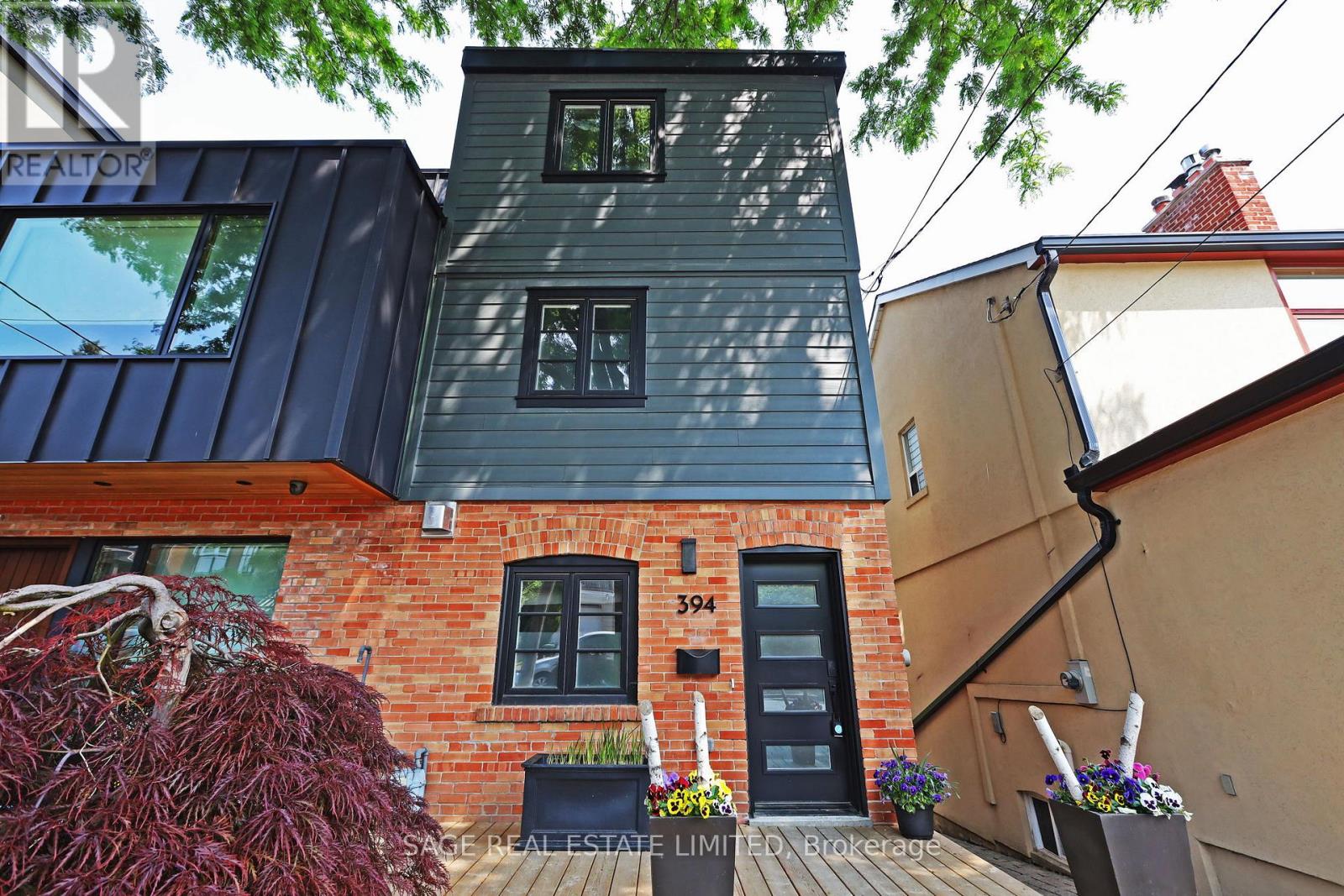 394 KEEWATIN AVENUE, Toronto, Ontario