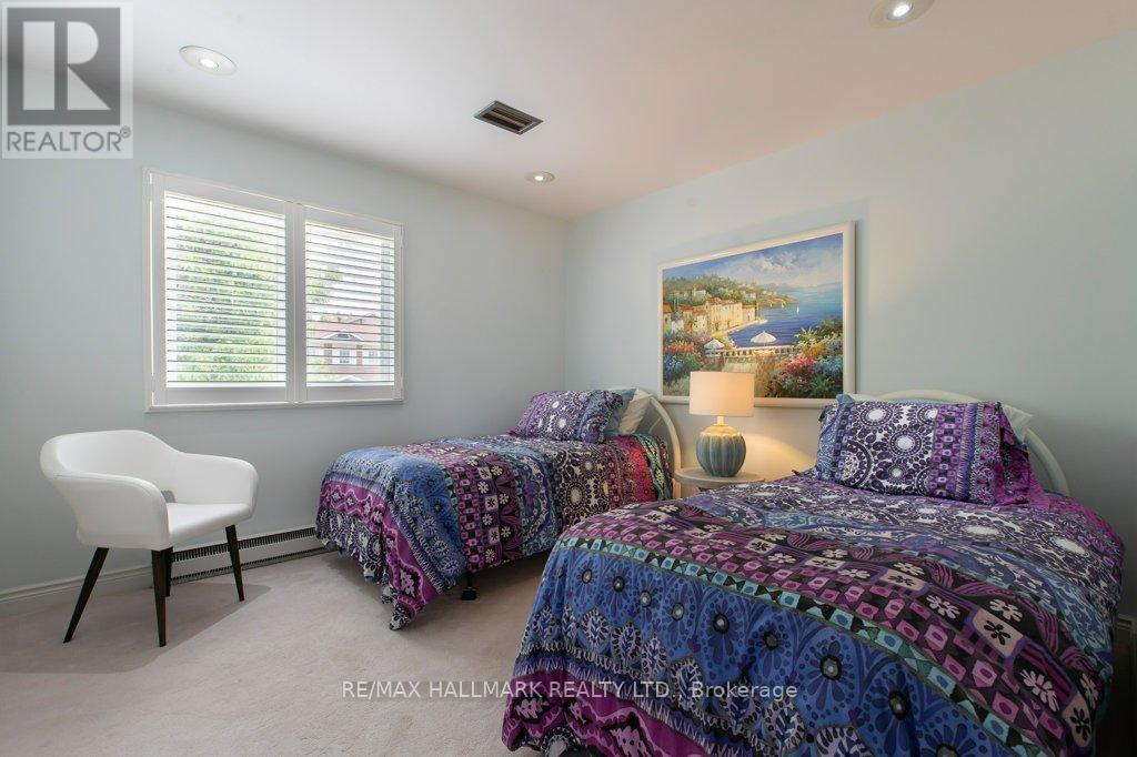6 Tumbleweed Road, Toronto (Don Valley Village), Ontario  M2J 2N3 - Photo 12 - C12215522